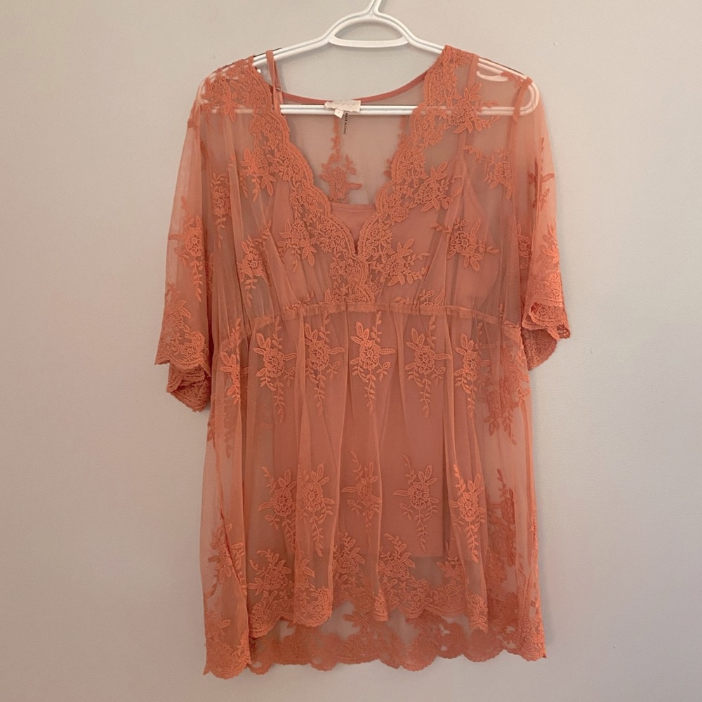 Entro, L, lace overlay top